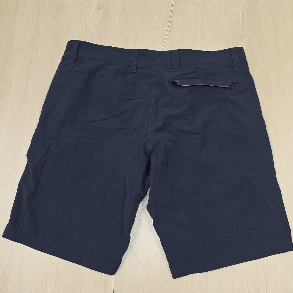 Helly Hansen Men's Dark Blue Athletic Shorts - Picture 7 of 7